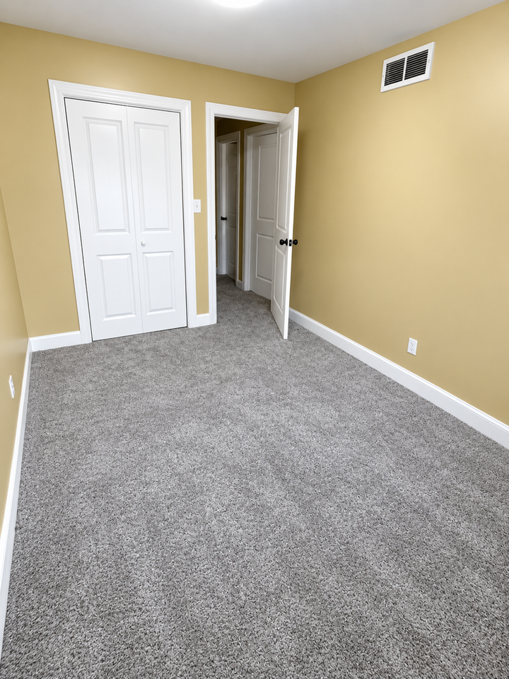 9619 Greenwood Ave - Photo 5 of 20
