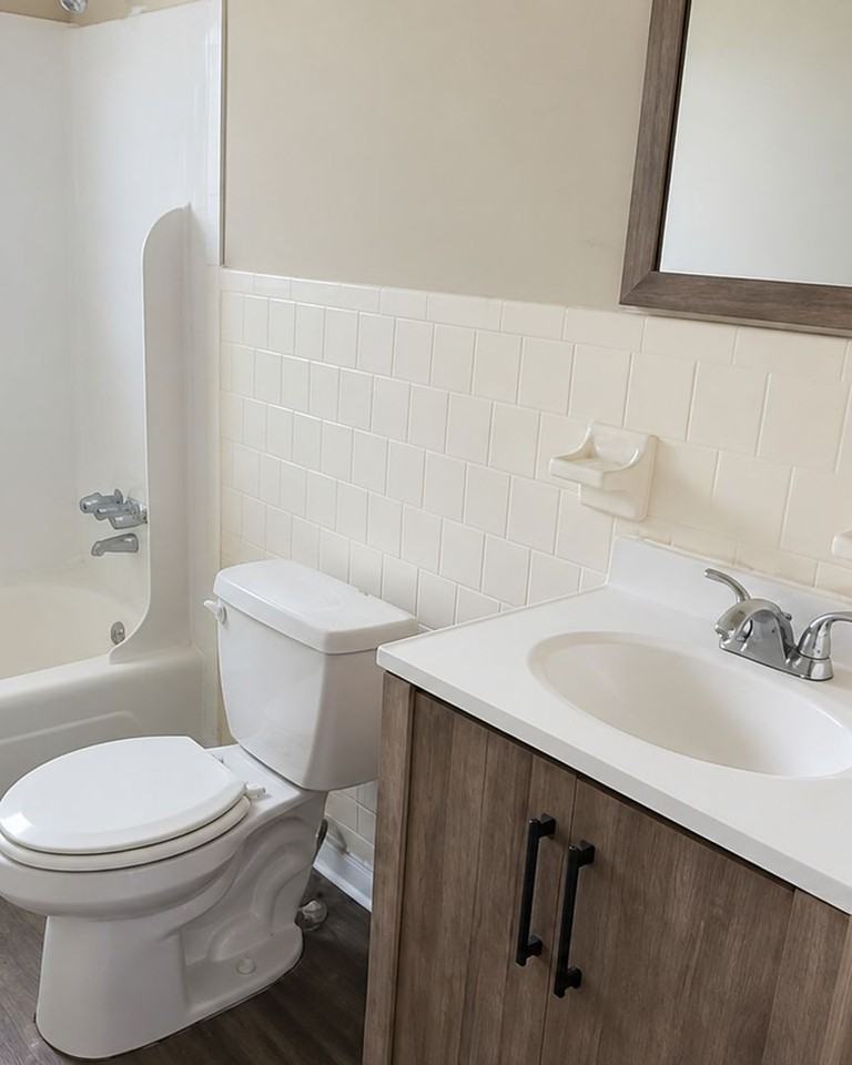 Move in FREE at The Gillem Apartments. Limited specials. ☀️ Múdate GRATIS. Especiales limitados. ☀️ - Photo 5 of 21