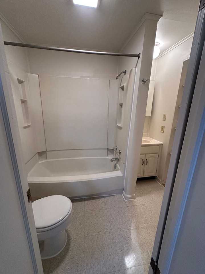 26 E Main St - Photo 3 of 8