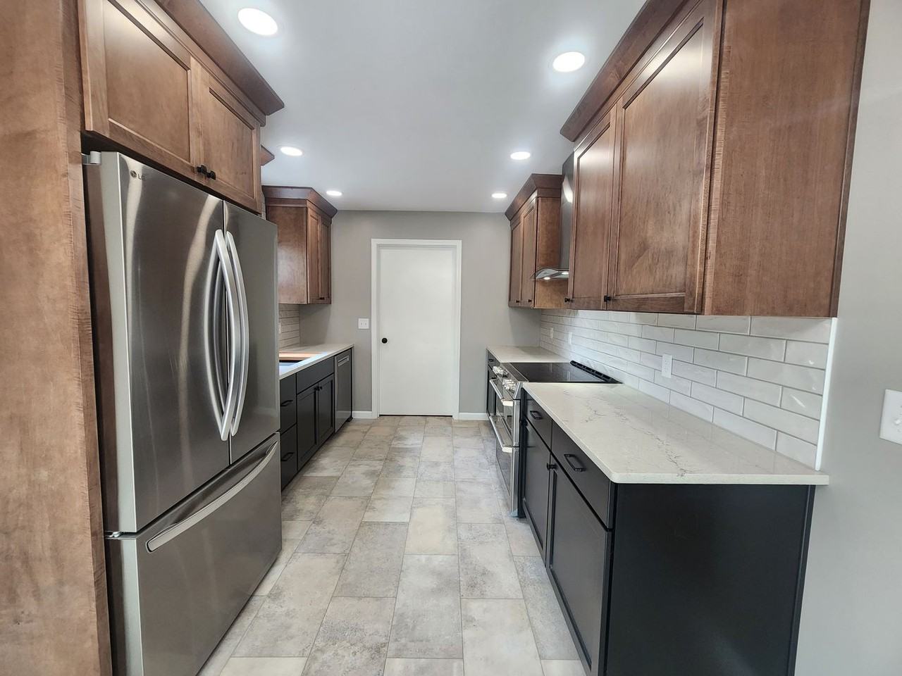 2329 Huber Ln - Photo 7 of 22