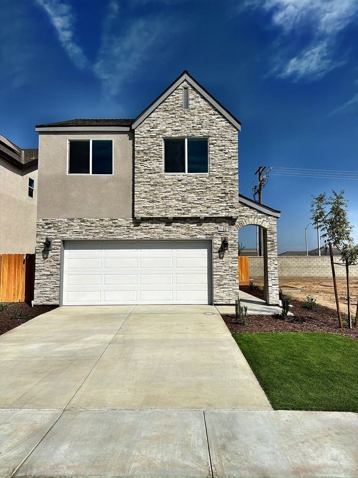 2160 Amarone Ave - Photo 2 of 29