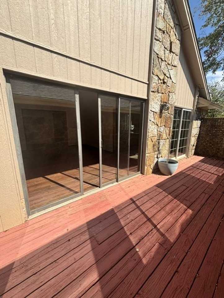260 N Creekdale Dr - Photo 5 of 16