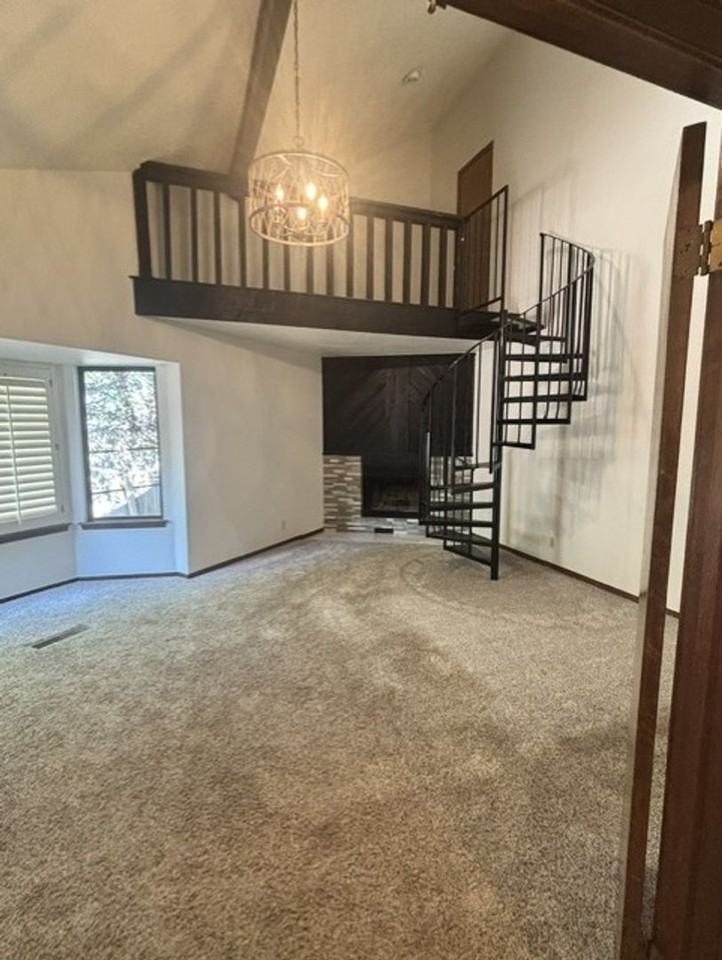 260 N Creekdale Dr - Photo 6 of 16