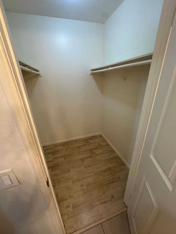 22865 Del Valle St #21 - Photo 6 of 8