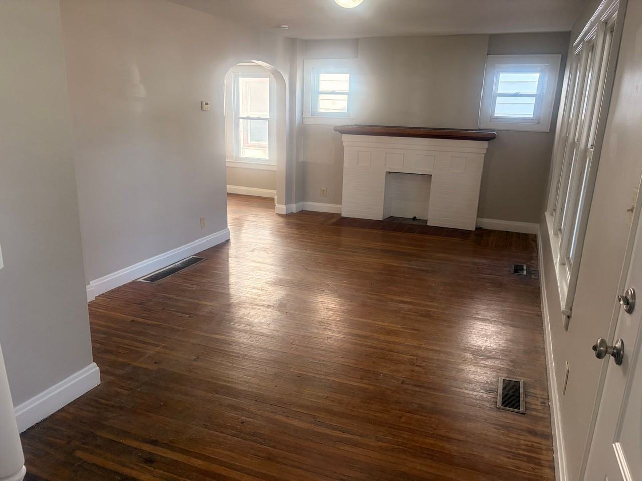 1311 E 19th Ave - Photo 3 of 25