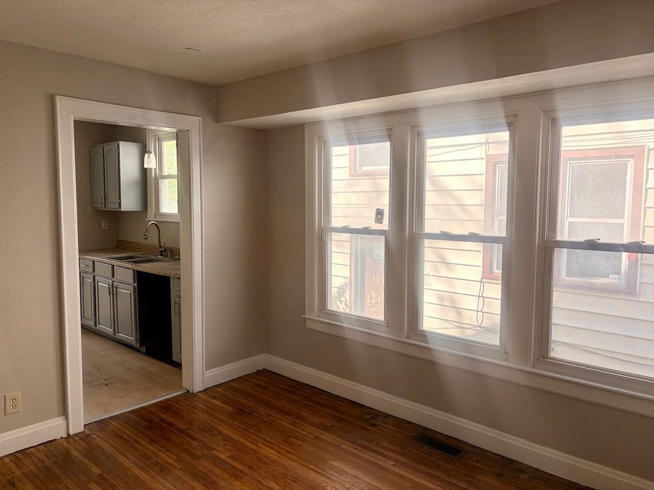 1311 E 19th Ave - Photo 6 of 25