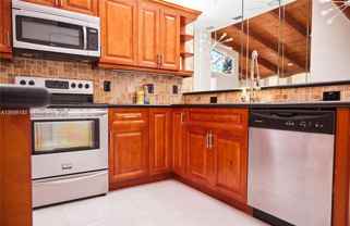 347 Leslie Dr - Photo 1 of 1