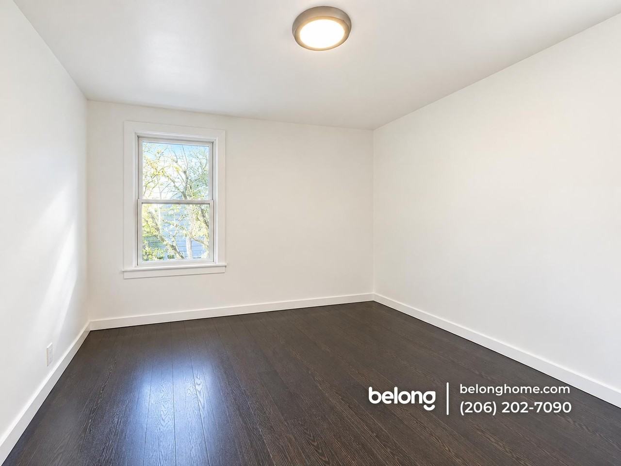 6712 42nd Ave Sw - Photo 5 of 14