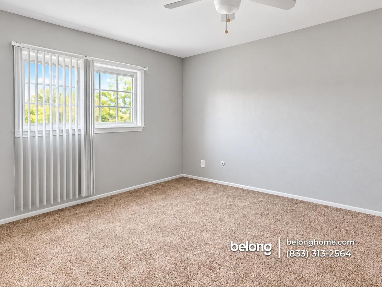 625 E Fox Hills Dr - Photo 3 of 5