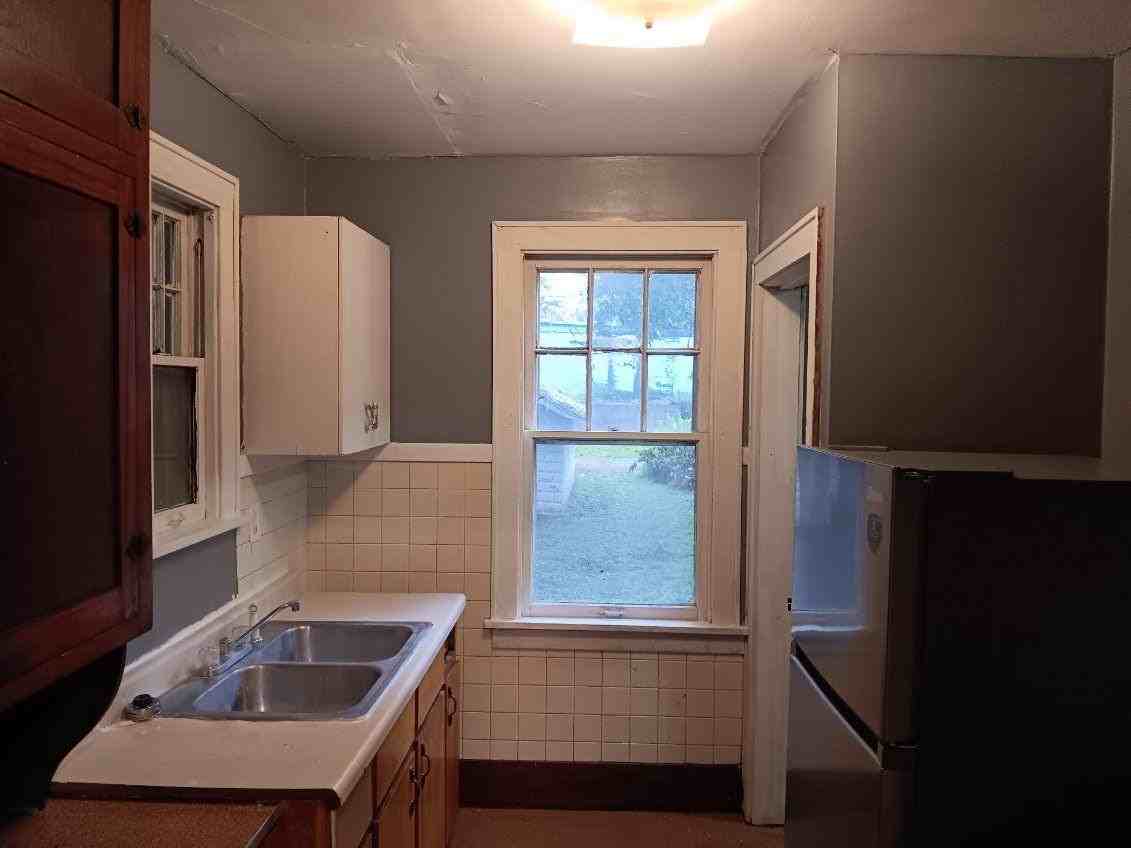 1809 S Stanley St #SFH - Photo 3 of 7