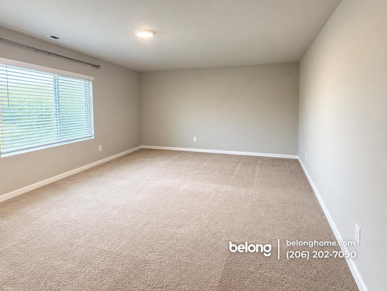 12410 168th Ave Se - Photo 2 of 3