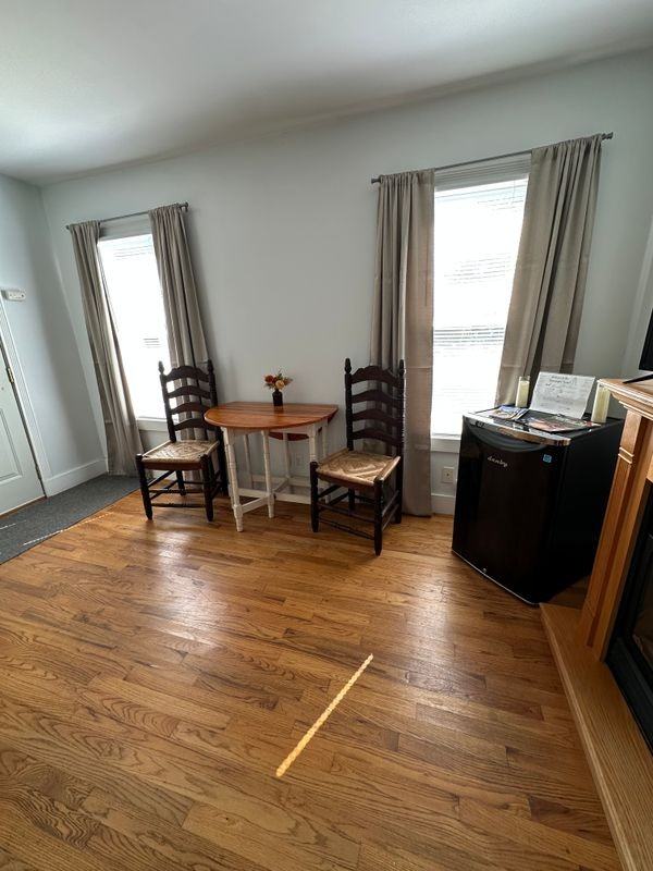 122 Pulteney St - Photo 3 of 10