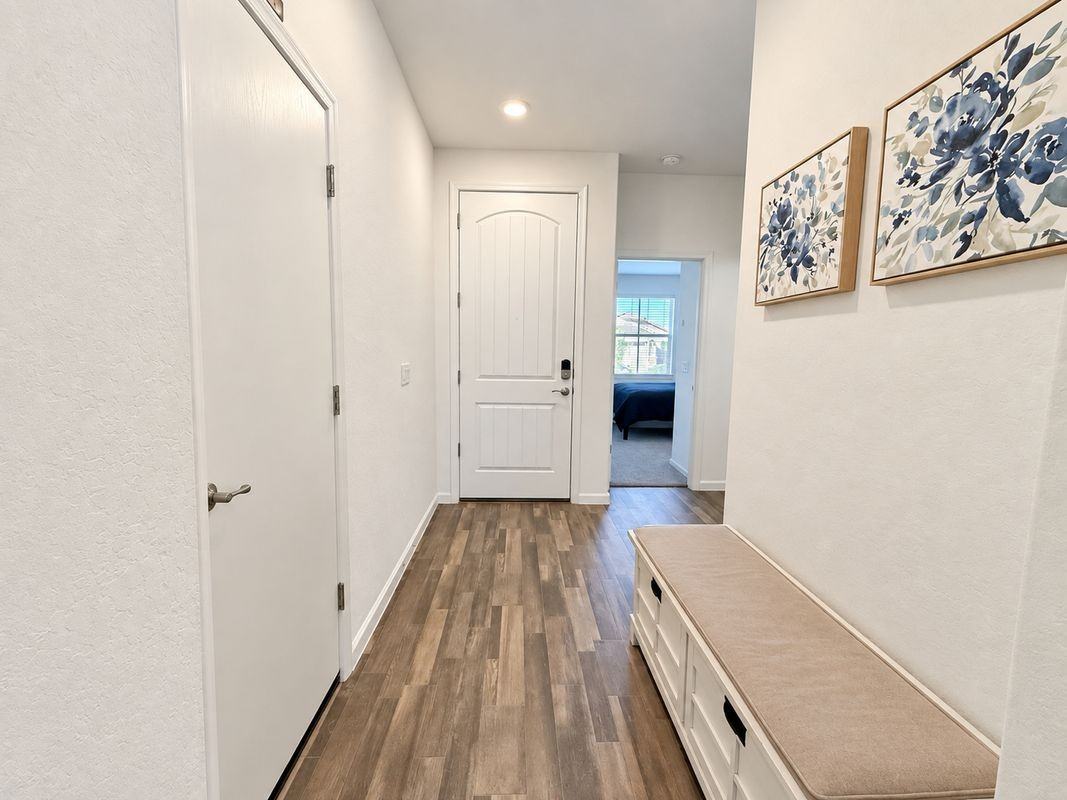 12455 W Myrtle Ct - Photo 2 of 16