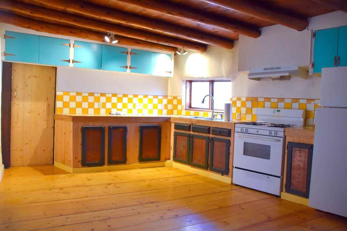 147 E Camino Abajo De La Loma - Photo 2 of 17
