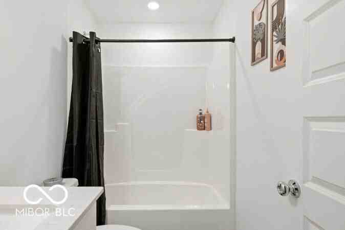 17721 Remy Rd - Photo 6 of 46