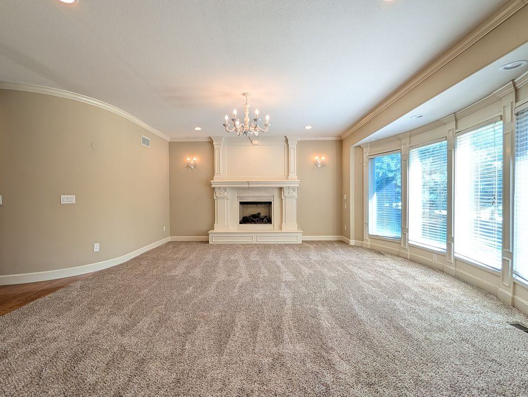 5183 W 150th Pl - Photo 5 of 37