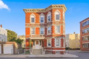featured image of 32 Ashley St ##3