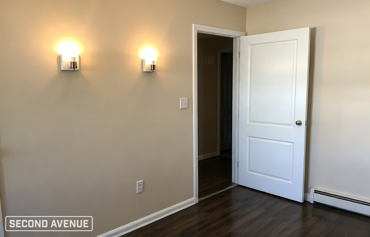 182 Hawthorne Dr - Photo 6 of 12