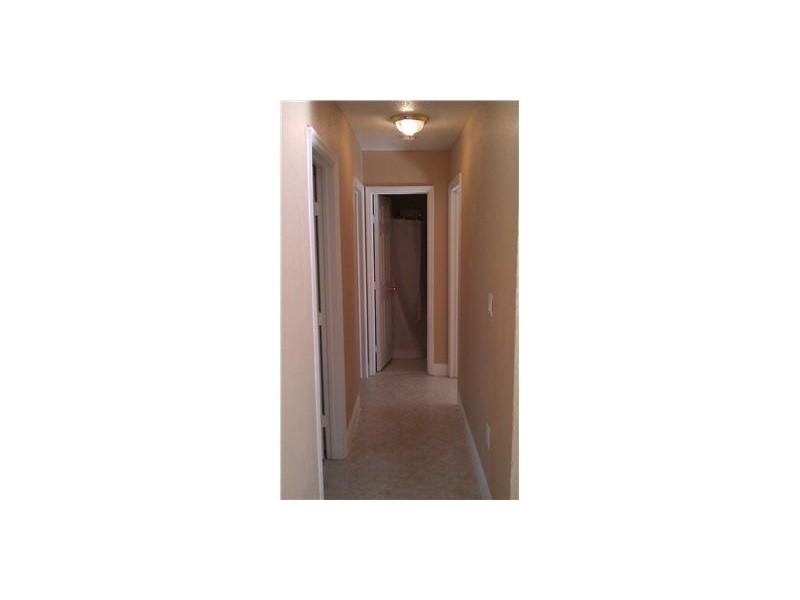 15270 SW 80th St - Photo 3 of 8
