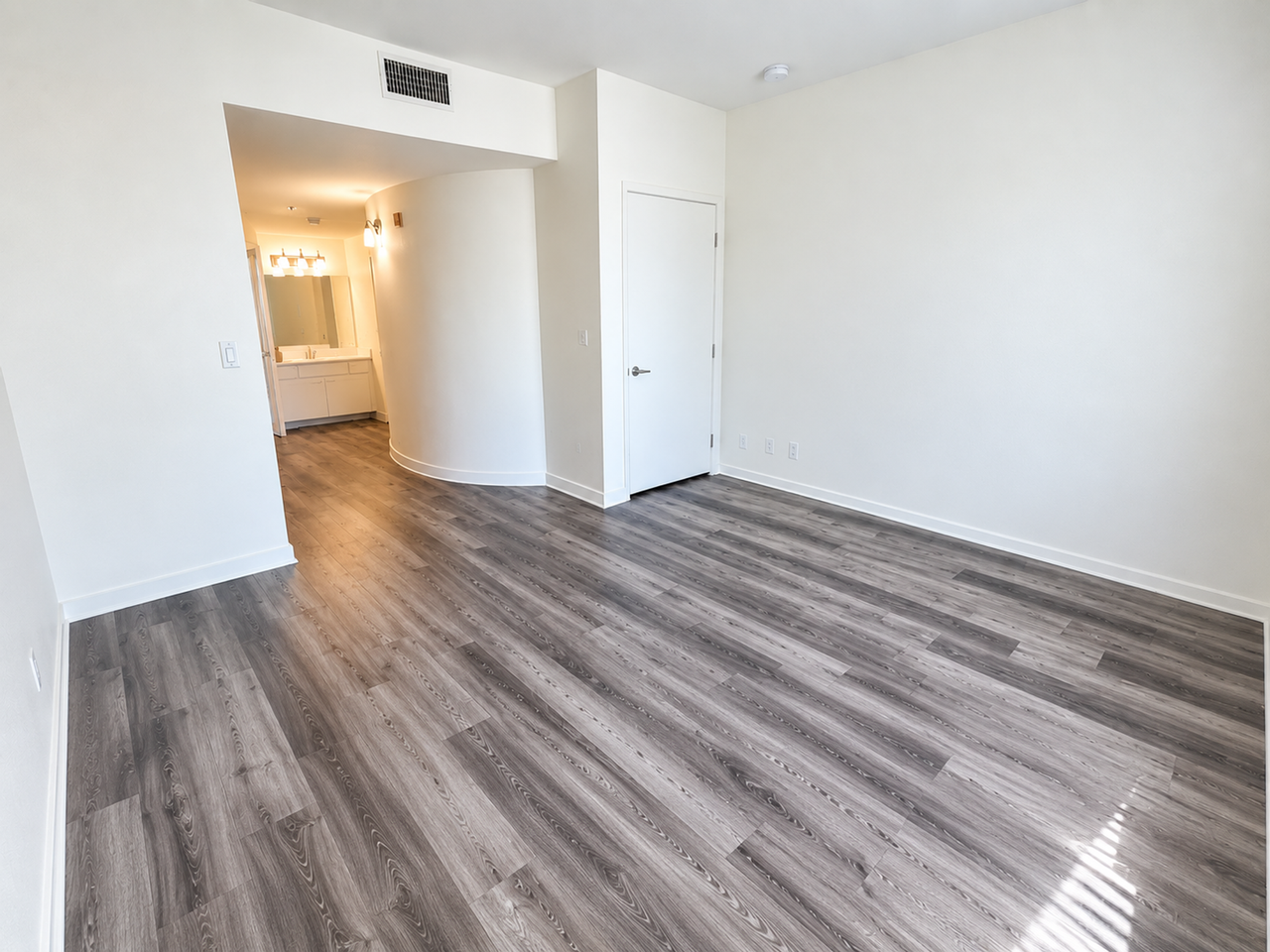 Archview Apartments - Photo 4 of 51