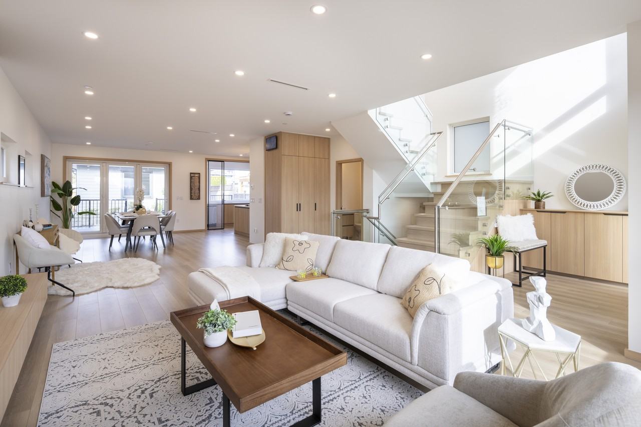 7 North Howard Avenue - Photo 4 of 31