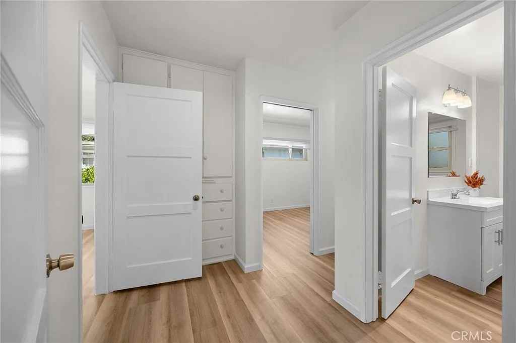 109 W Woodruff Ave - Photo 5 of 20