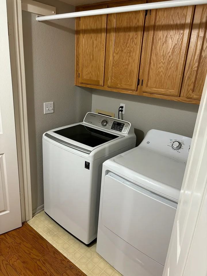 8735 Clear Star Ct - Photo 4 of 18