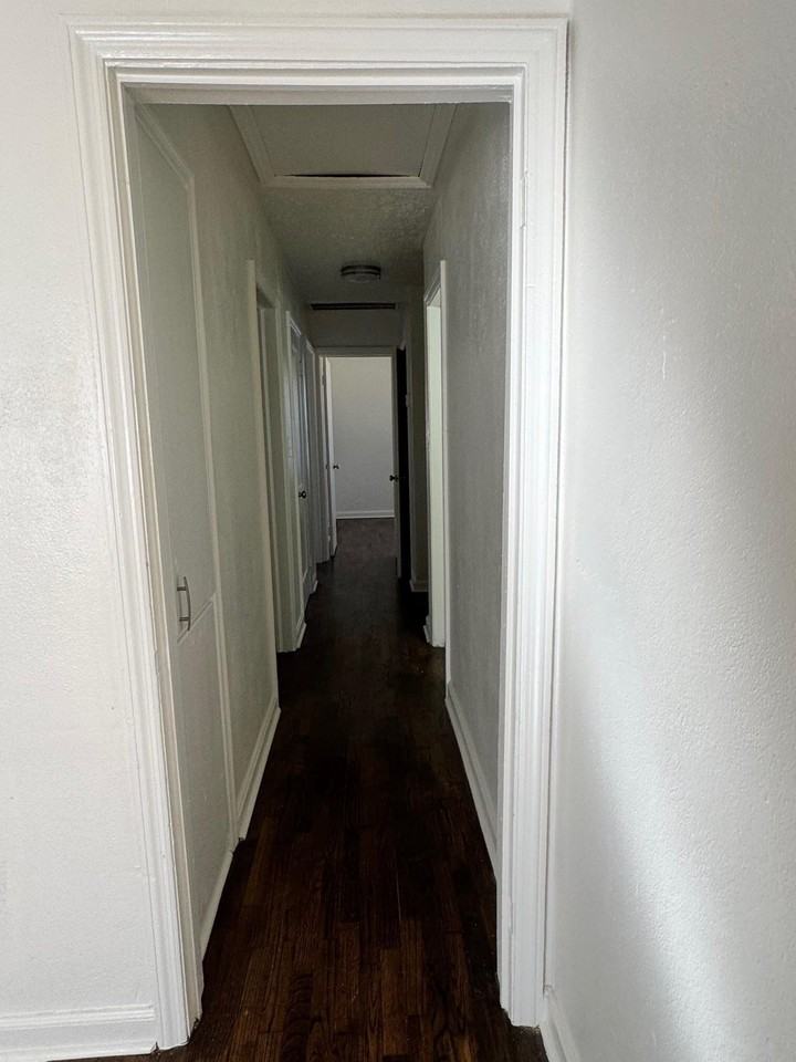 1480 Brewer Ave - Photo 7 of 13