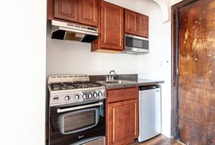948 W Cuyler Ave #302 - Photo 1 of 1