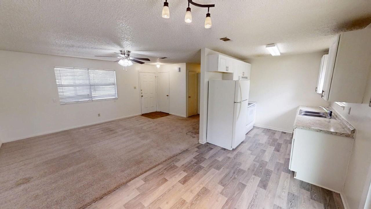 2946 Carrol Dr - Photo 7 of 27