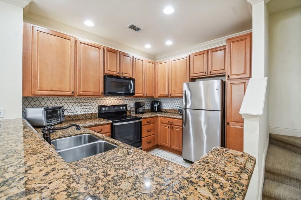 2894 Bella Vista Dr - Photo 3 of 11