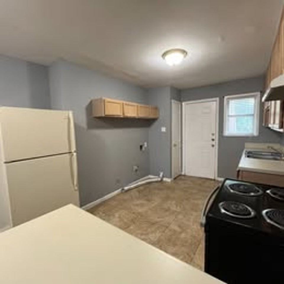 9430 Coffee St - Photo 5 of 10