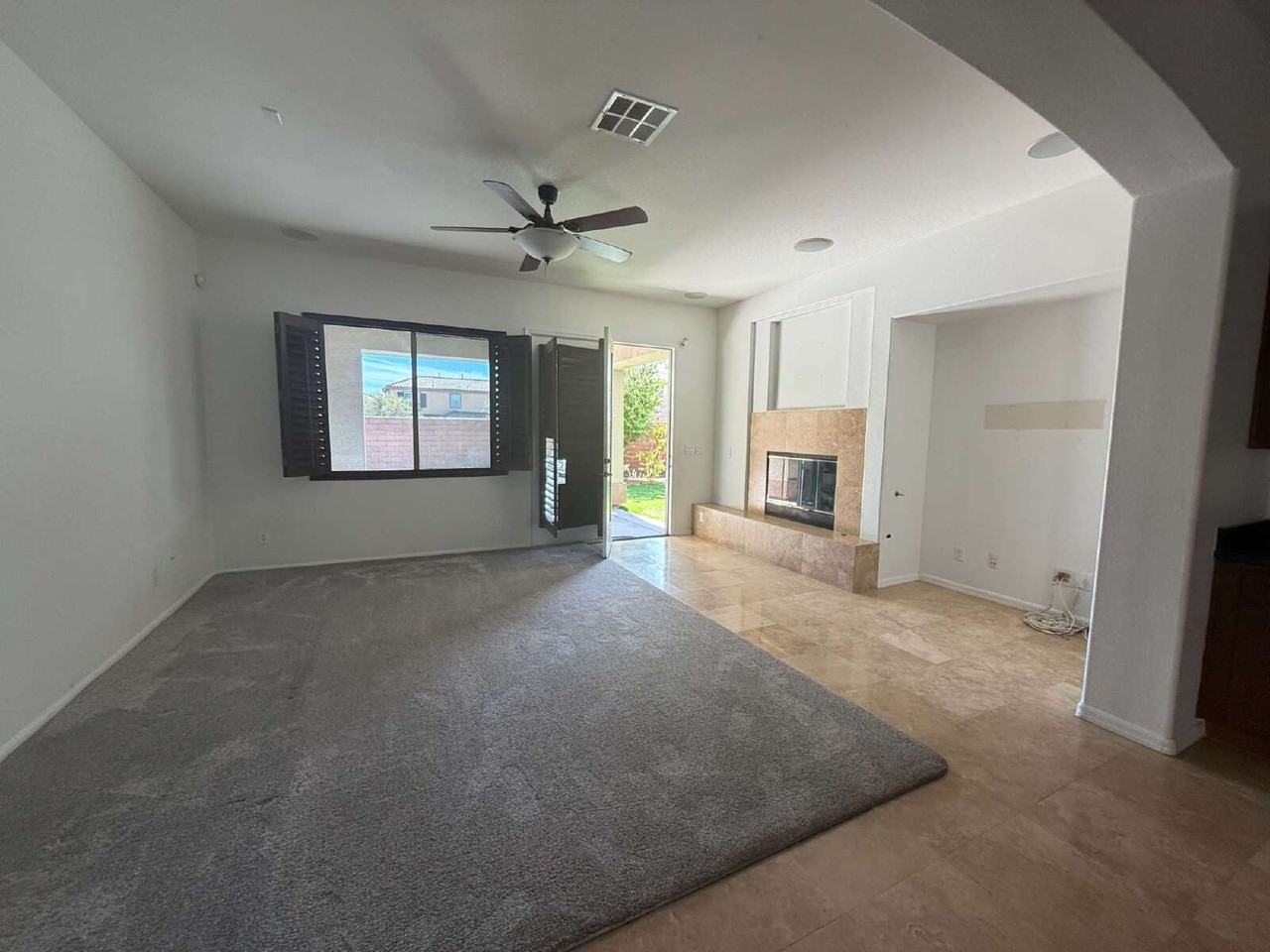 8393 Bella Famiglia Ave - Photo 7 of 29