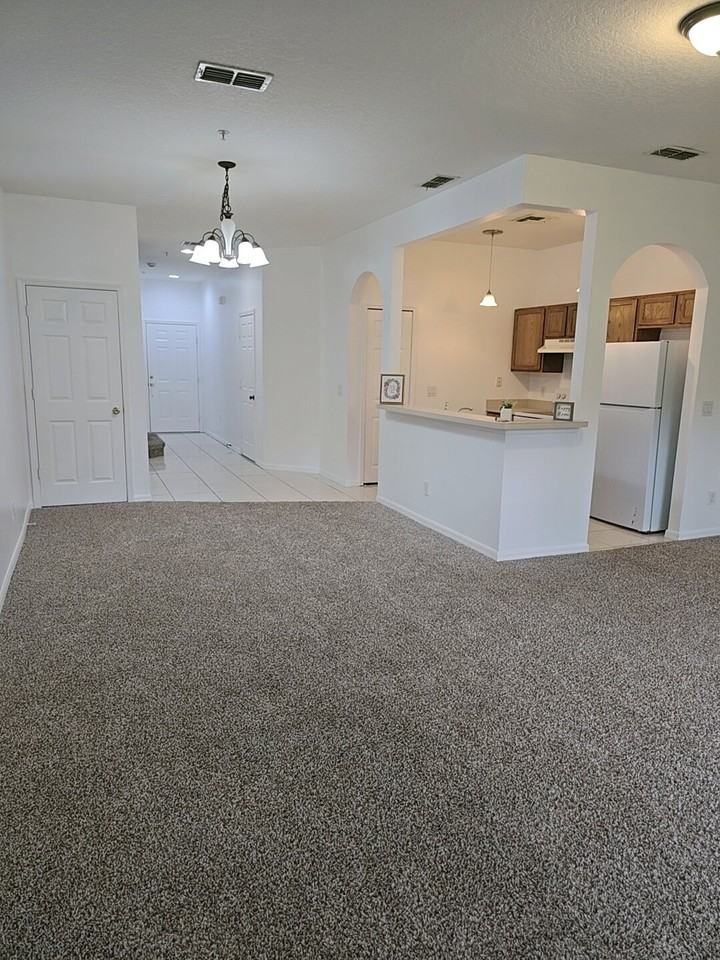 1124 N Fairway Dr - Photo 3 of 31