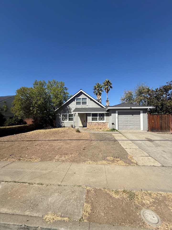 1674 Alviso Pl - Photo 2 of 21