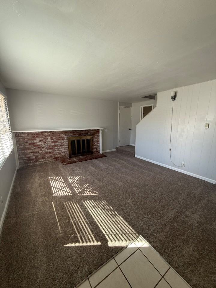 1674 Alviso Pl - Photo 4 of 21