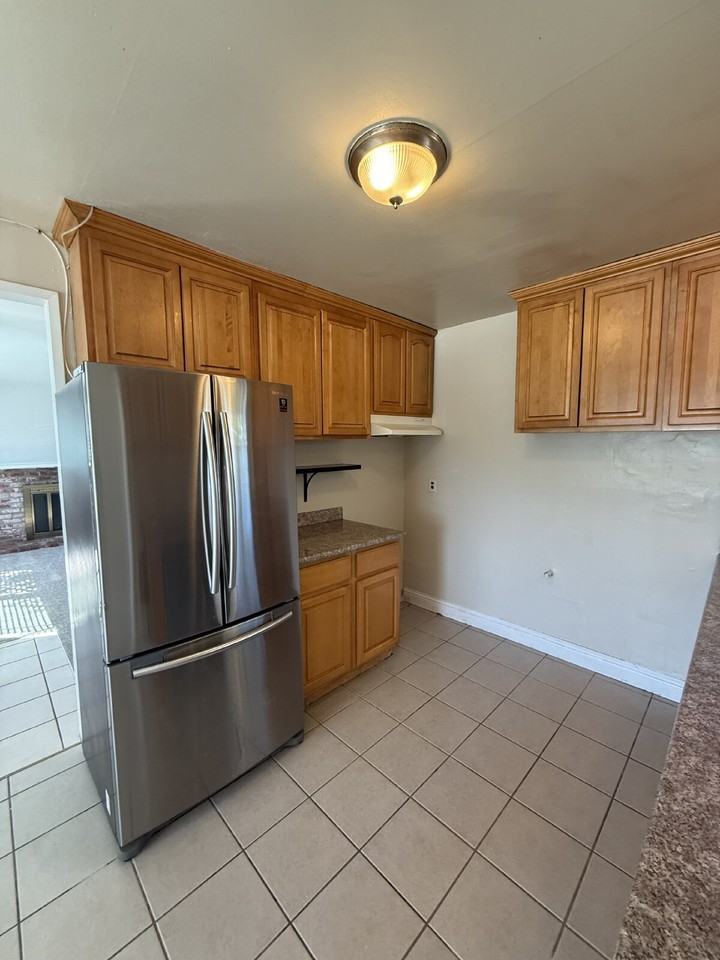 1674 Alviso Pl - Photo 7 of 21