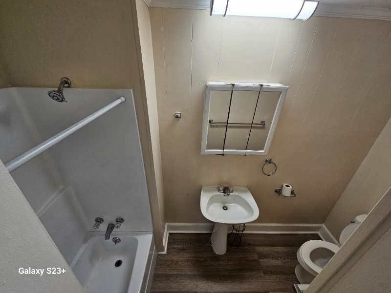 1933 Nance St - Photo 6 of 13