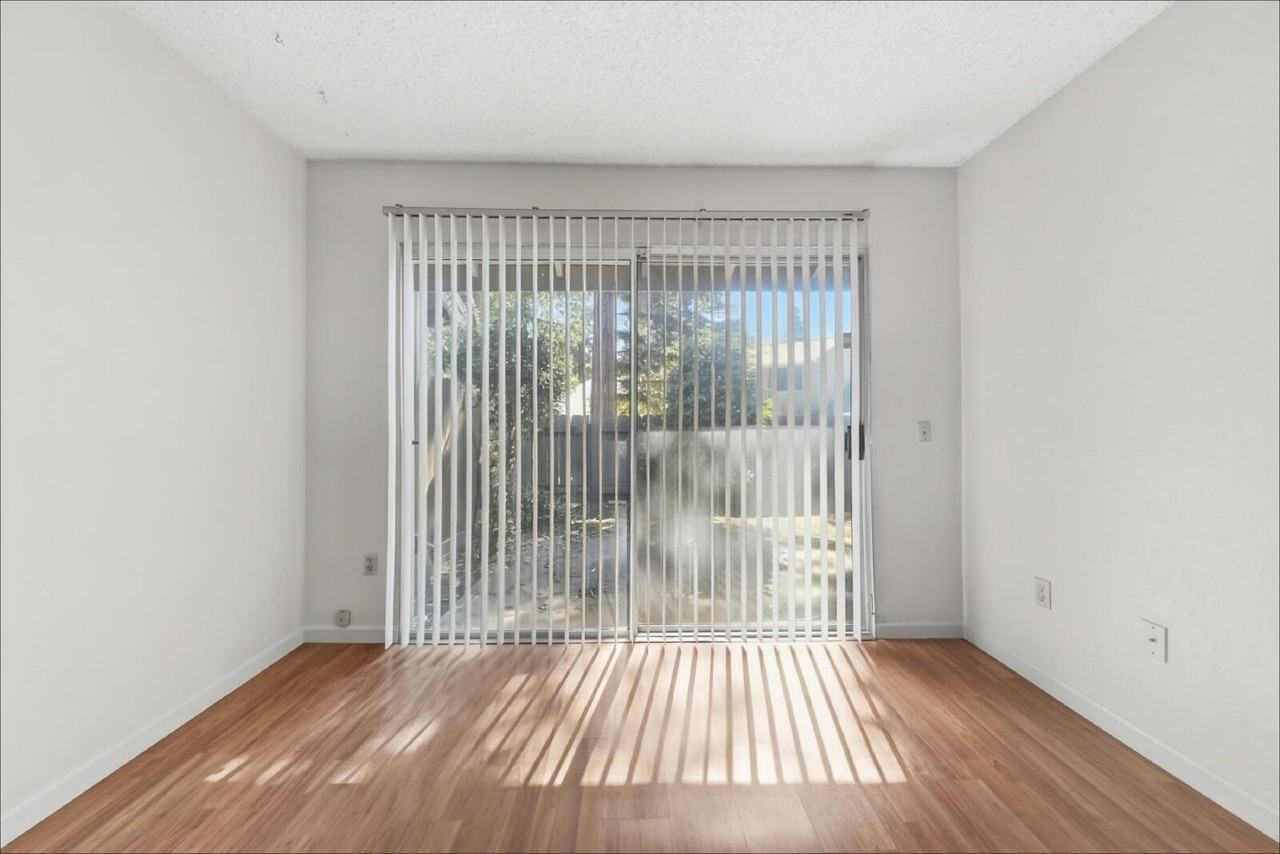 7020 La Costa Ln - Photo 6 of 13