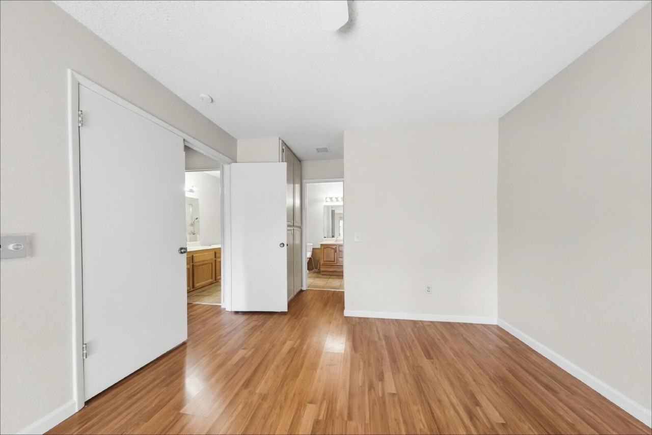 7020 La Costa Ln - Photo 7 of 13