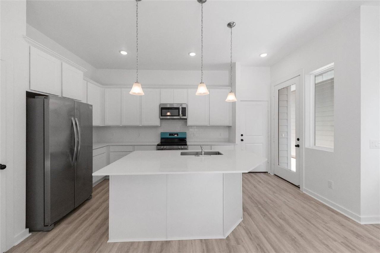 3324 Anita St #A - Photo 5 of 19
