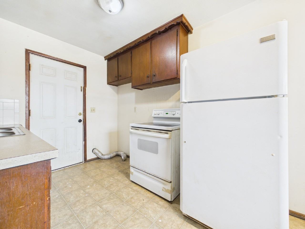 2952 S Bunker Hill Ct - Photo 4 of 17