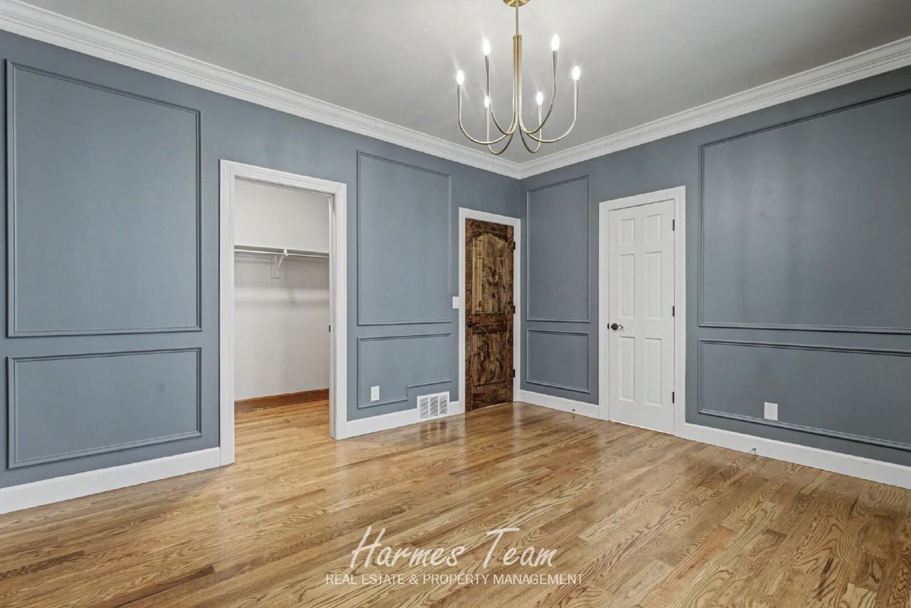 250 Mayfield Ln - Photo 7 of 50