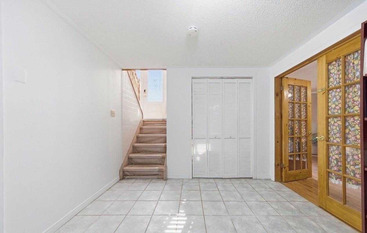 19 Allore Ave - Photo 7 of 8