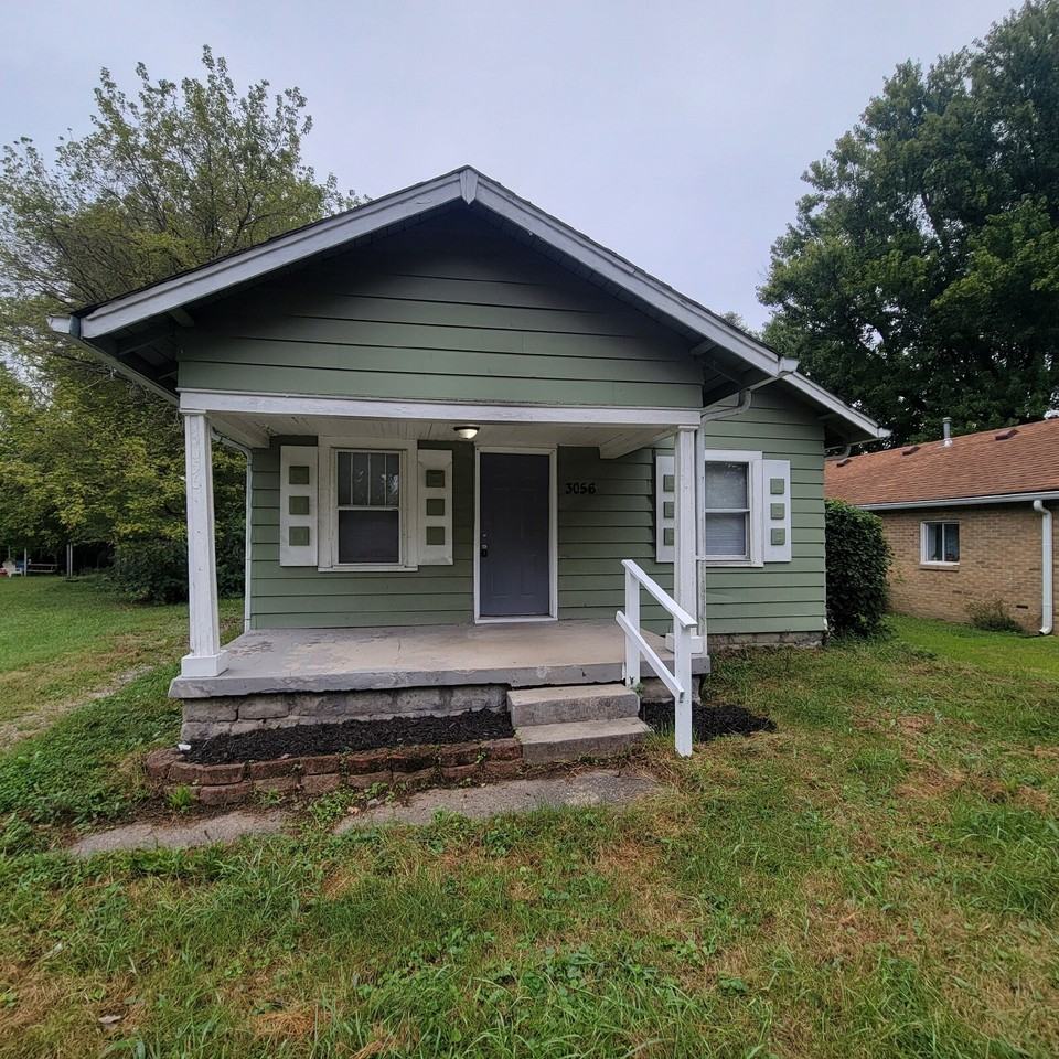 3056 N Layman Ave - Photo 4 of 5