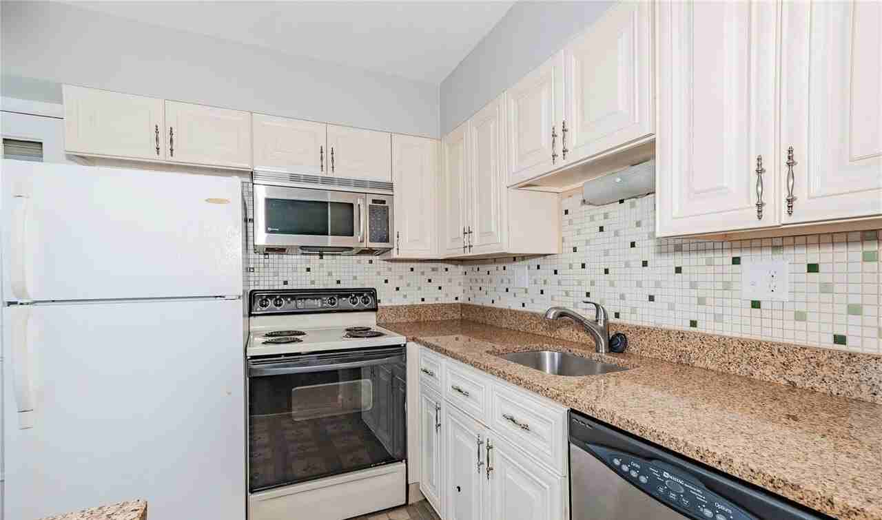 1698 Herault Pl - Photo 6 of 17