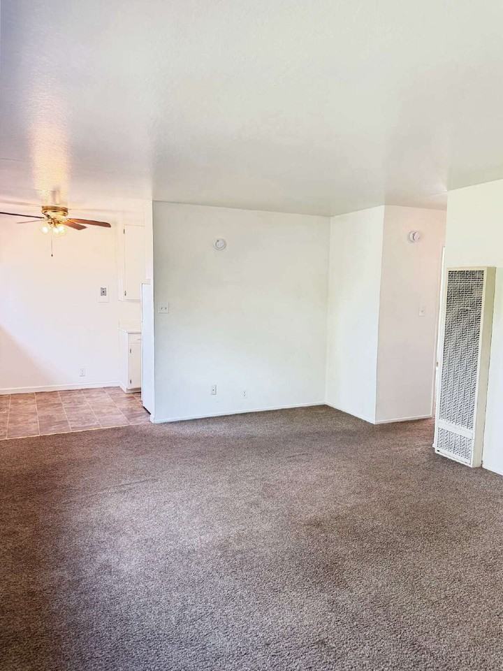 17386 Highway 12 - Photo 3 of 19
