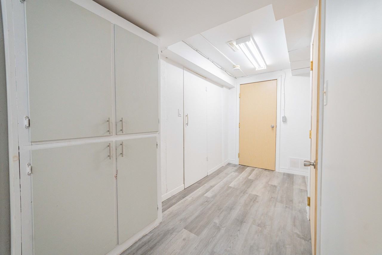 371 Ambrose St #1 - Photo 4 of 20