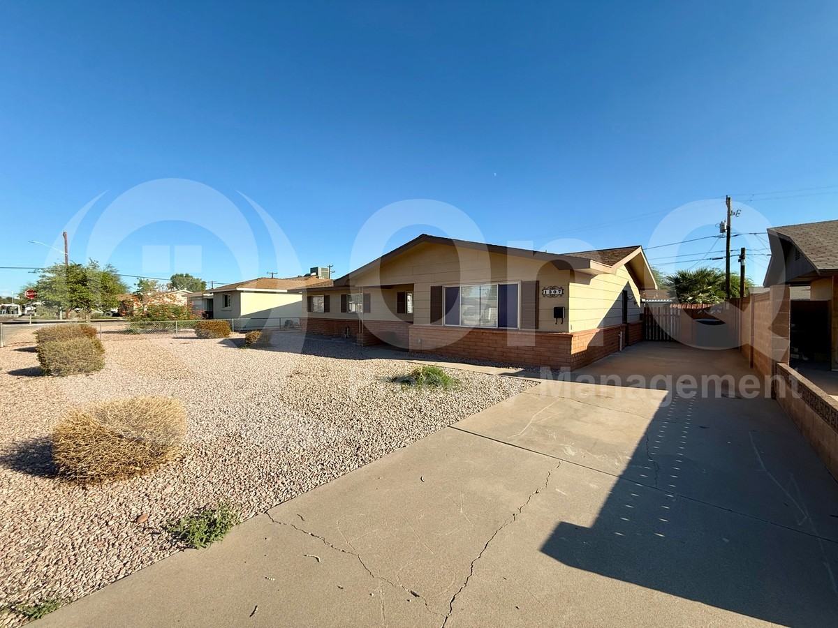 1307 W Elna Rae St - Photo 2 of 21
