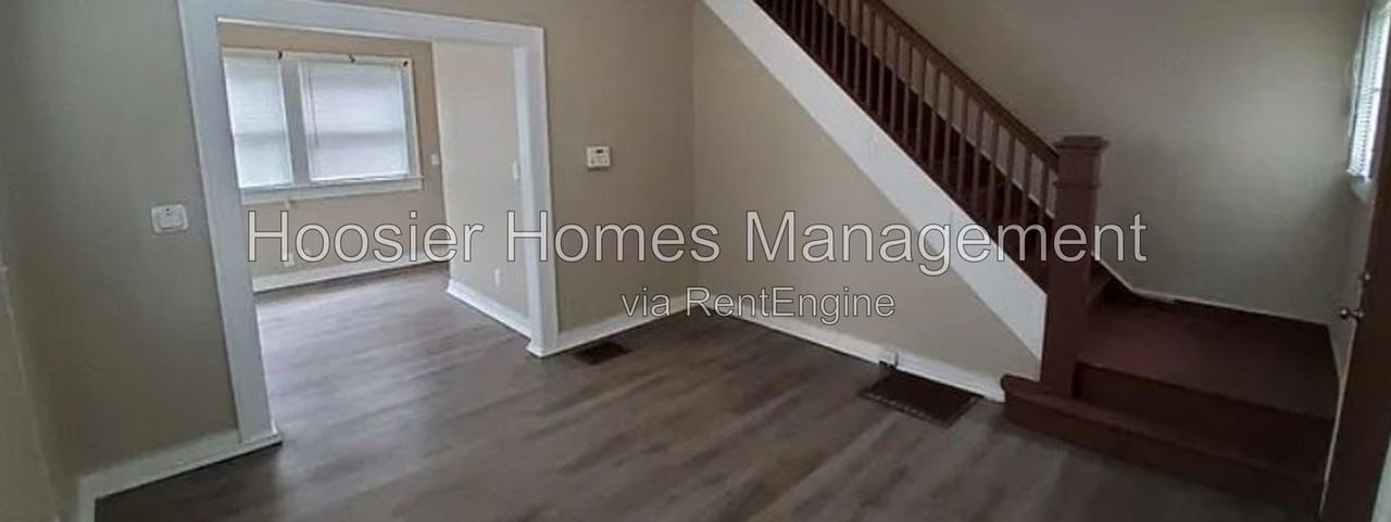 5131 Burgess Ave - Photo 3 of 12